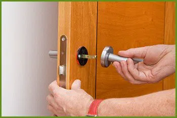 Neighborhood Locksmith Services Bonita Springs, FL 239-491-0326 - 14-install-new-Lock